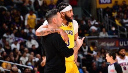 开云移动端-三个改变与一个问题，雷迪克治下的湖人有何变化？