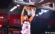 开云中国-42分36分27分！广东第一大杀器非他莫属：杜锋还舍得裁掉奎因吗？|广东队|吉林队|广东男篮|比赛|数据_新浪体育_新浪新闻