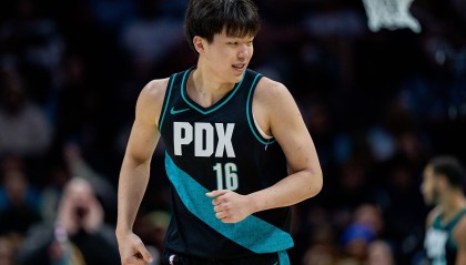 开云移动端-召回未登场！杨瀚森明早飞3个半小时 到墨西哥城参加G联赛季后赛