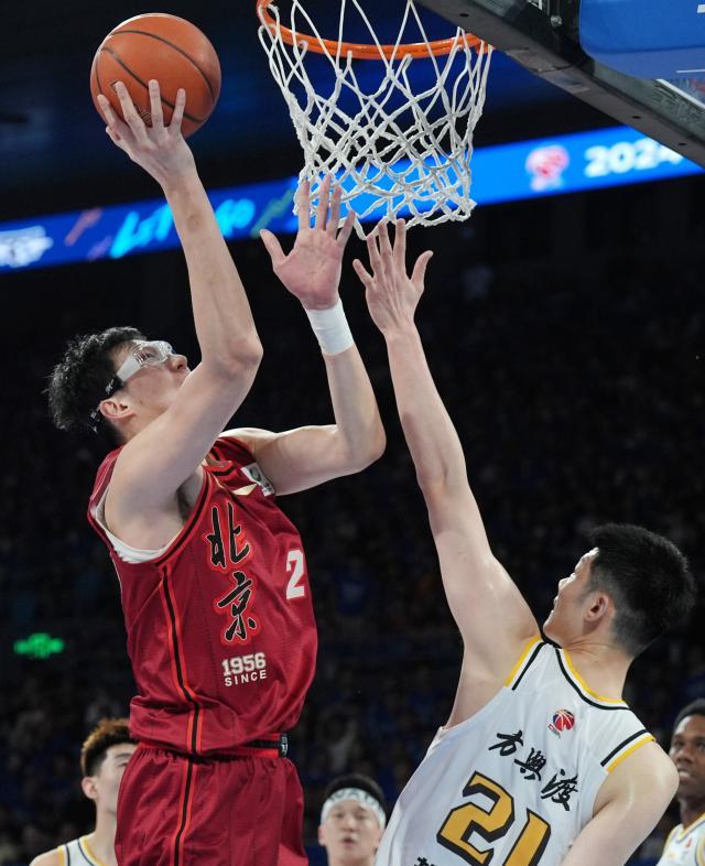 （体育）（8）篮球——CBA总决赛第四场：北京北汽不敌浙江方兴渡XxjpseC007222_20250514_PEPFN0A001.jpg